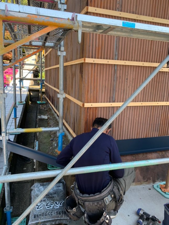 ガルバニウム鋼板 板金工事