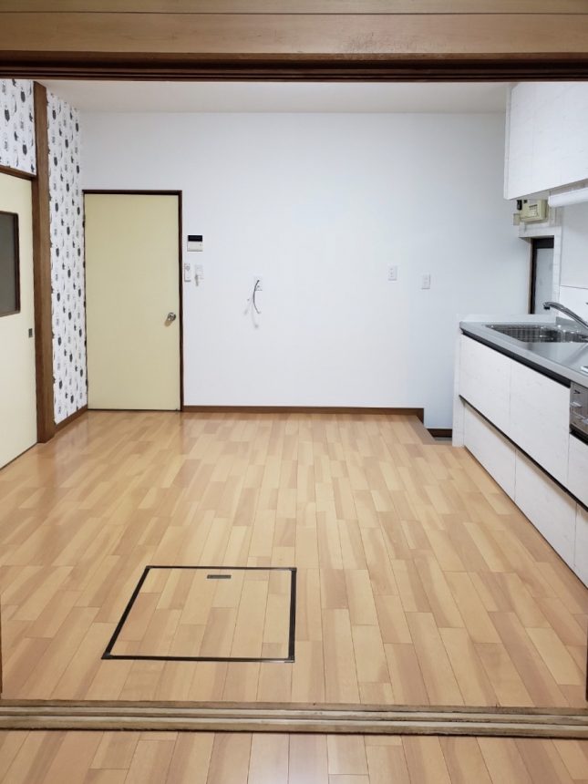 キッチンリフォーム 床張替え
