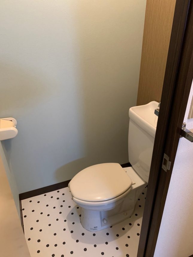 トイレリフォーム トイレ内装 サンゲツ クロス